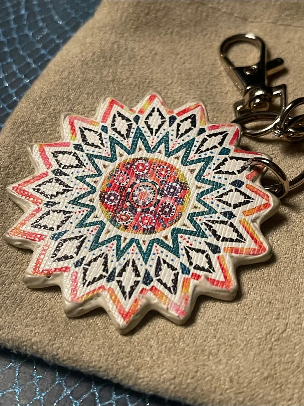 Desigual gold tone